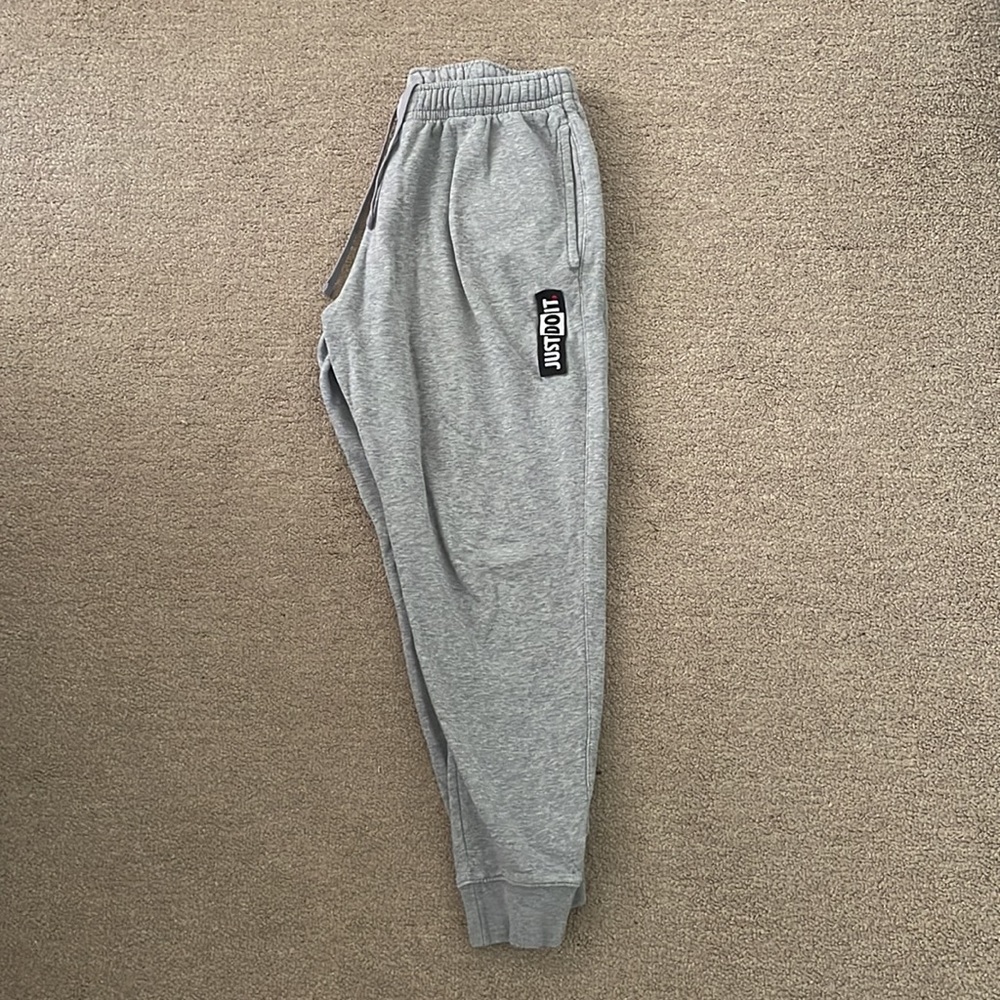Adult Mens Medium Nike Sweats